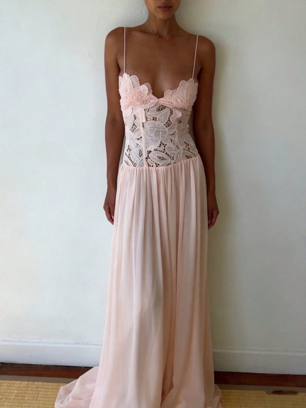 Pink Elegant Women's Soluble Lace Hollow Chiffon Suspender Dress